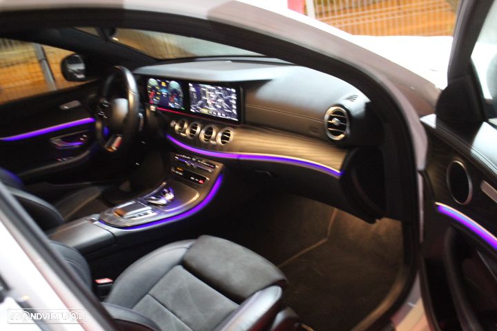 Mercedes-Benz E 300 - 48