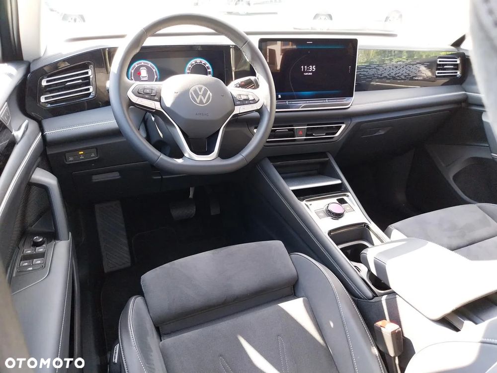Volkswagen Tiguan - 18