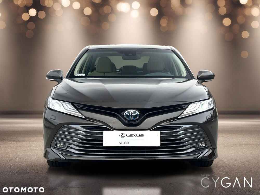 Toyota Camry 2.5 Hybrid Executive CVT - 10