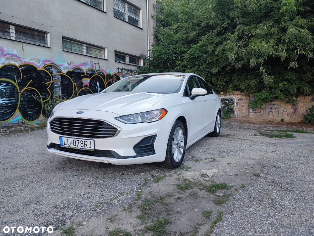 Ford Fusion - 7