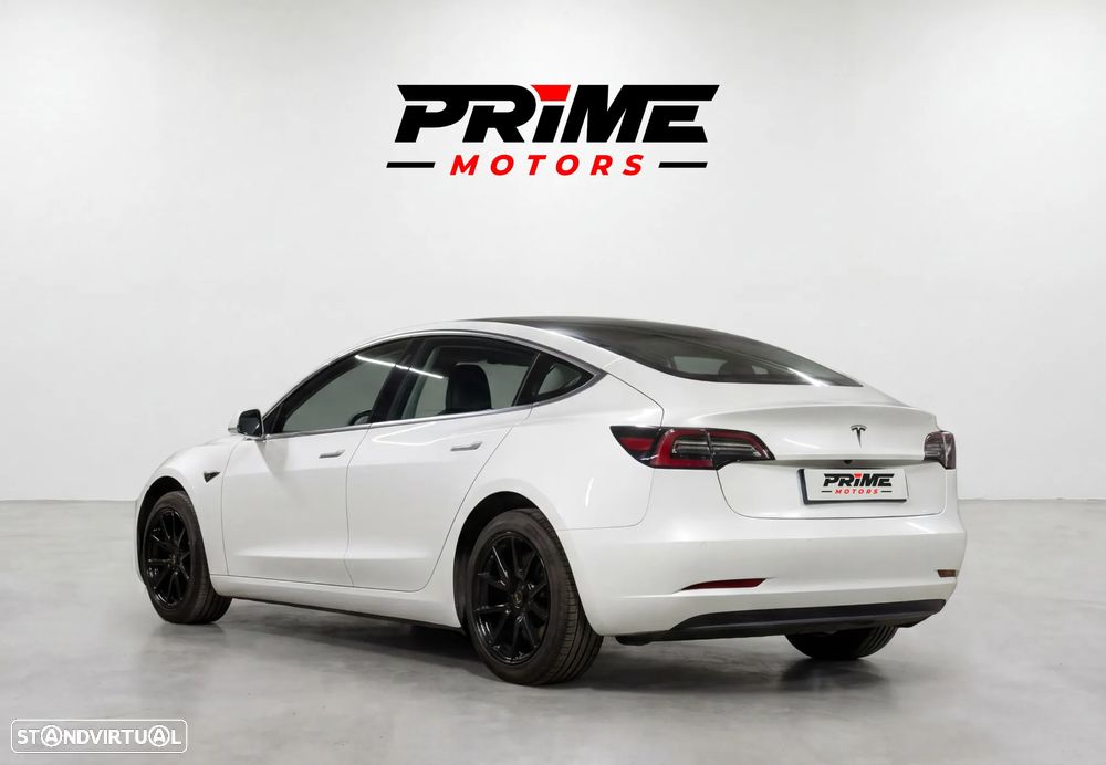 Tesla Model 3 Standard Range Plus RWD - 3