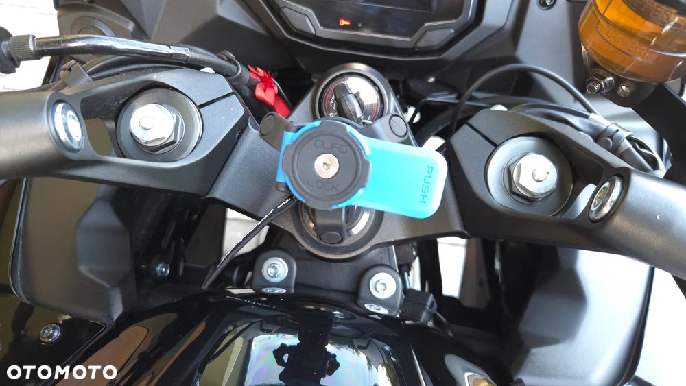 Kawasaki Ninja 1000 SX - 25