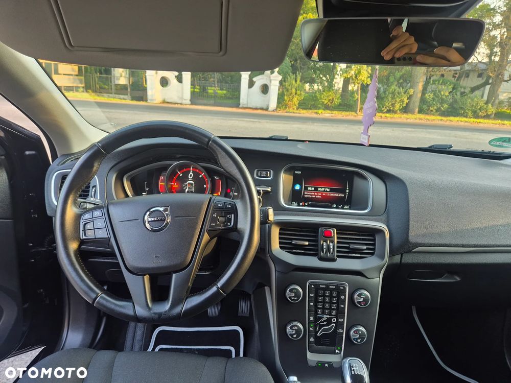 Volvo V40 - 10