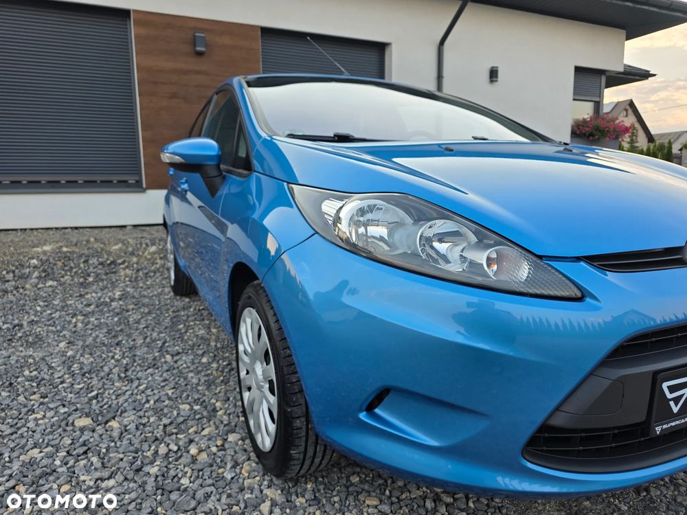 Ford Fiesta 1.25 Trend - 13