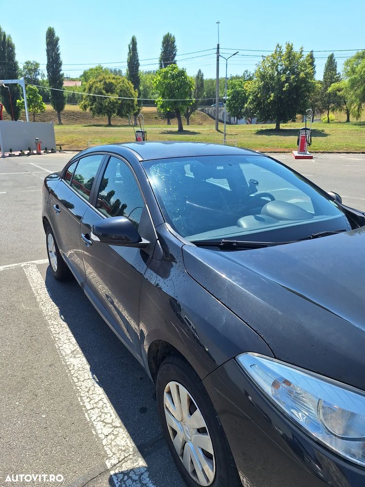 Renault Fluence 1.6 16V Privilege - 3
