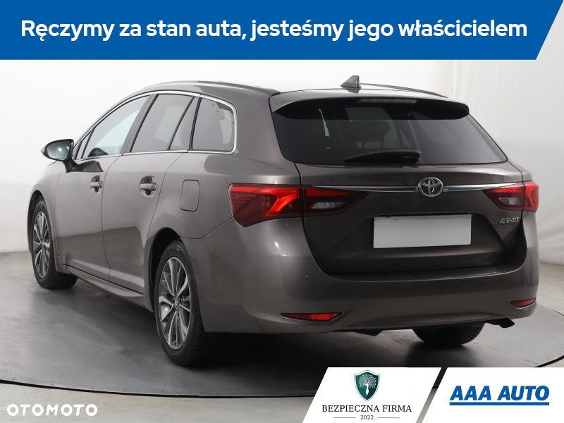 Toyota Avensis - 6