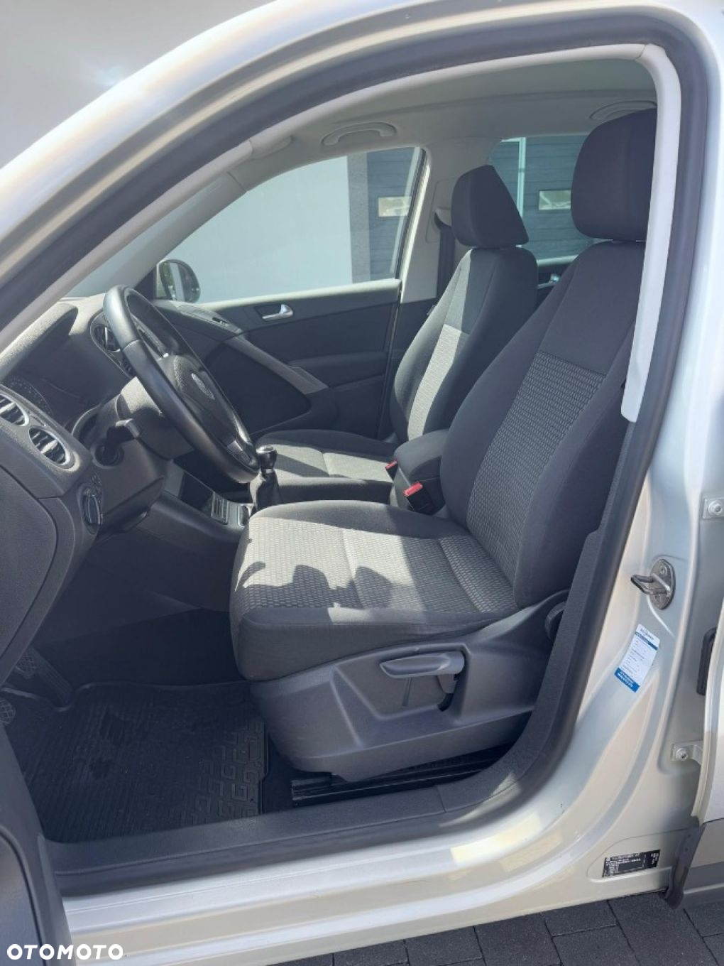 Volkswagen Tiguan - 24