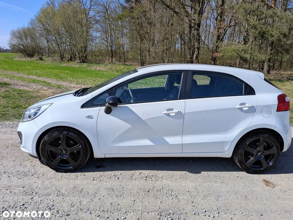 Kia Rio 1.4 CRDI Spirit - 3