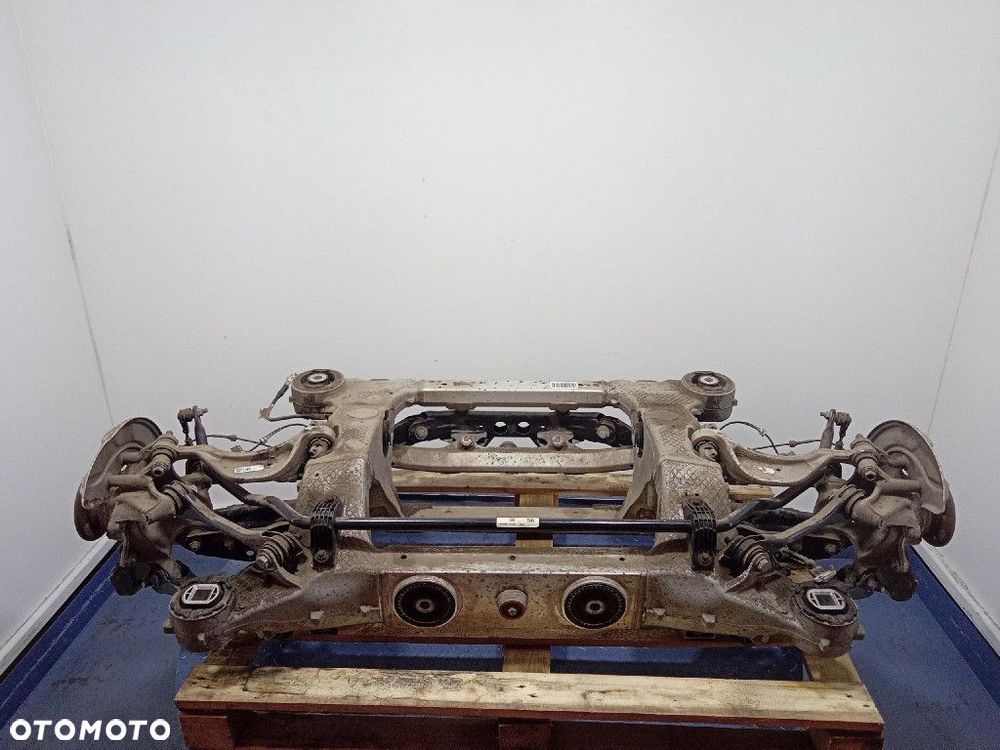 BMW IX I20 XDRIVE40 BELKA ZAWIESZENIA TYŁ SANKI ZWROTNICE 6889140 - 1