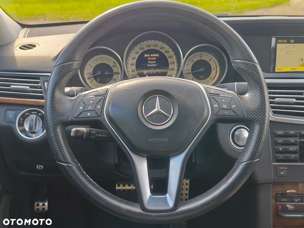 Mercedes-Benz Klasa E - 17