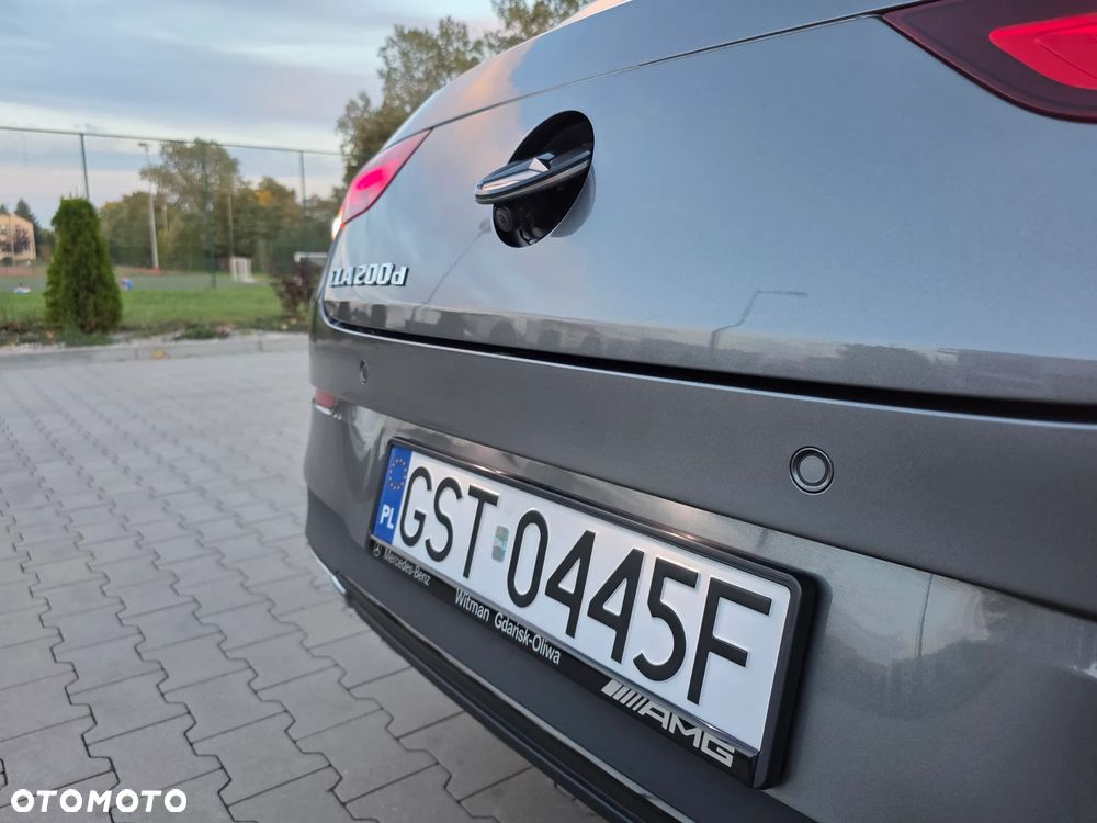 Mercedes-Benz CLA 200 d 8G-DCT Progressive - 22