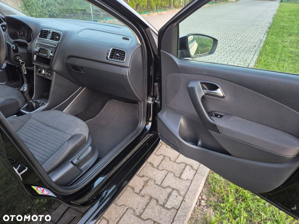 Volkswagen Polo - 15