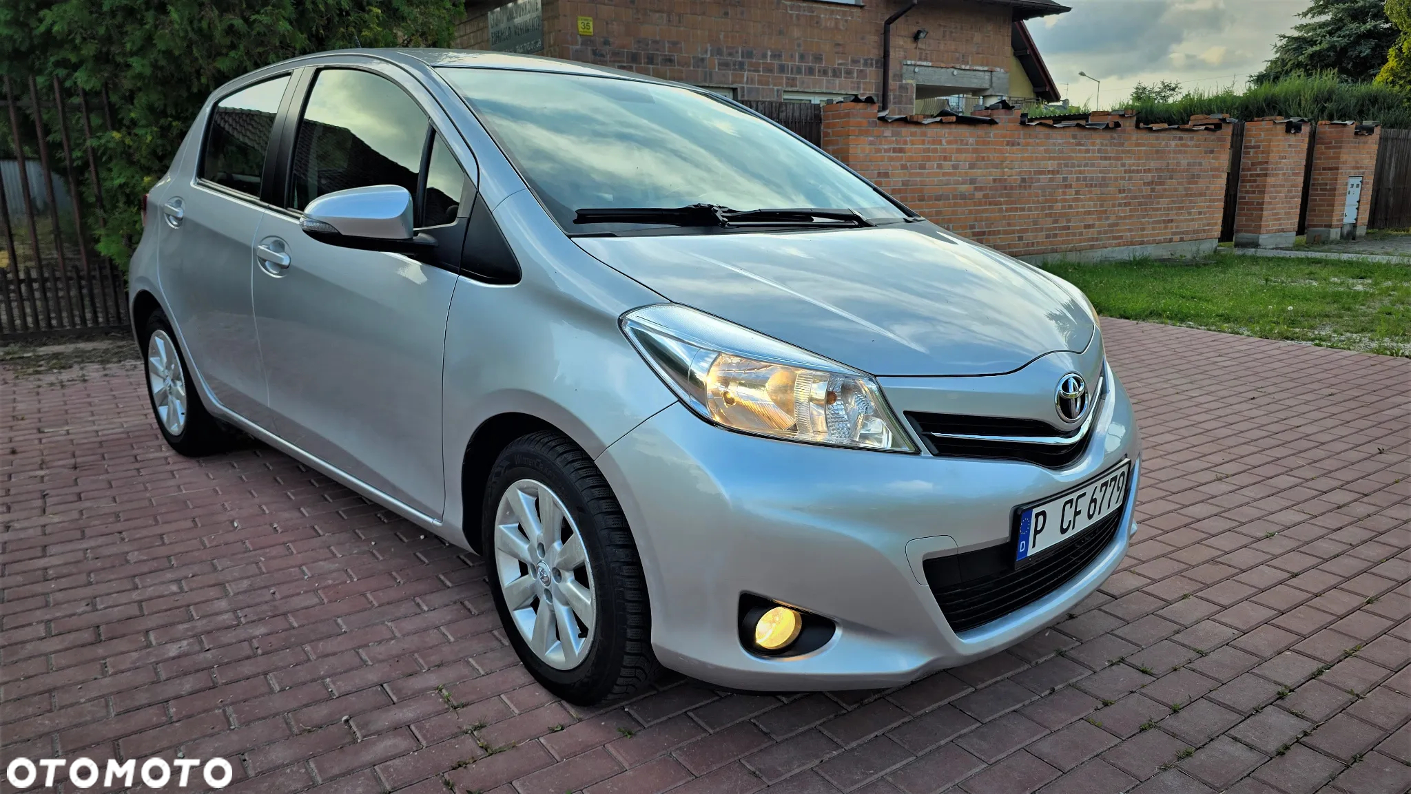 Toyota Yaris 1.0 VVT-i Luna - 2