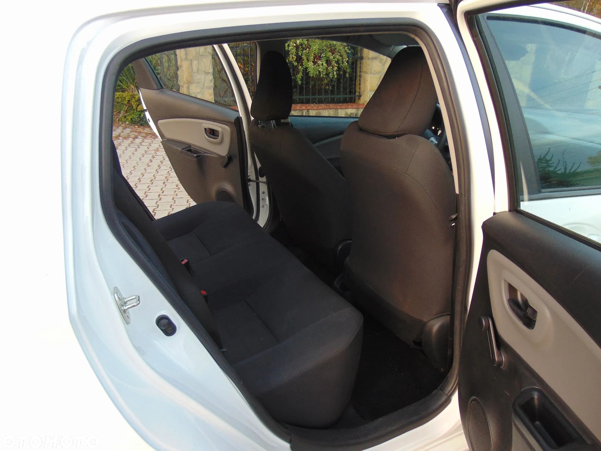 Toyota Yaris 1.5 Premium - 12