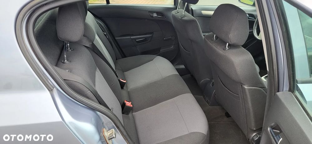 Opel Astra 1.6 Easytronic Sport - 17