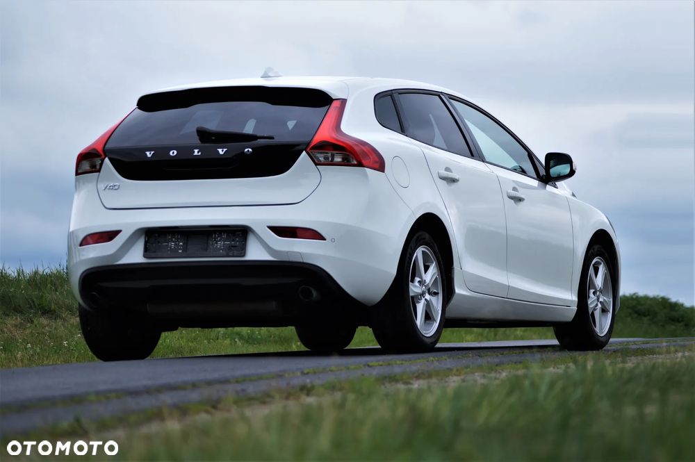 Volvo V40 - 8