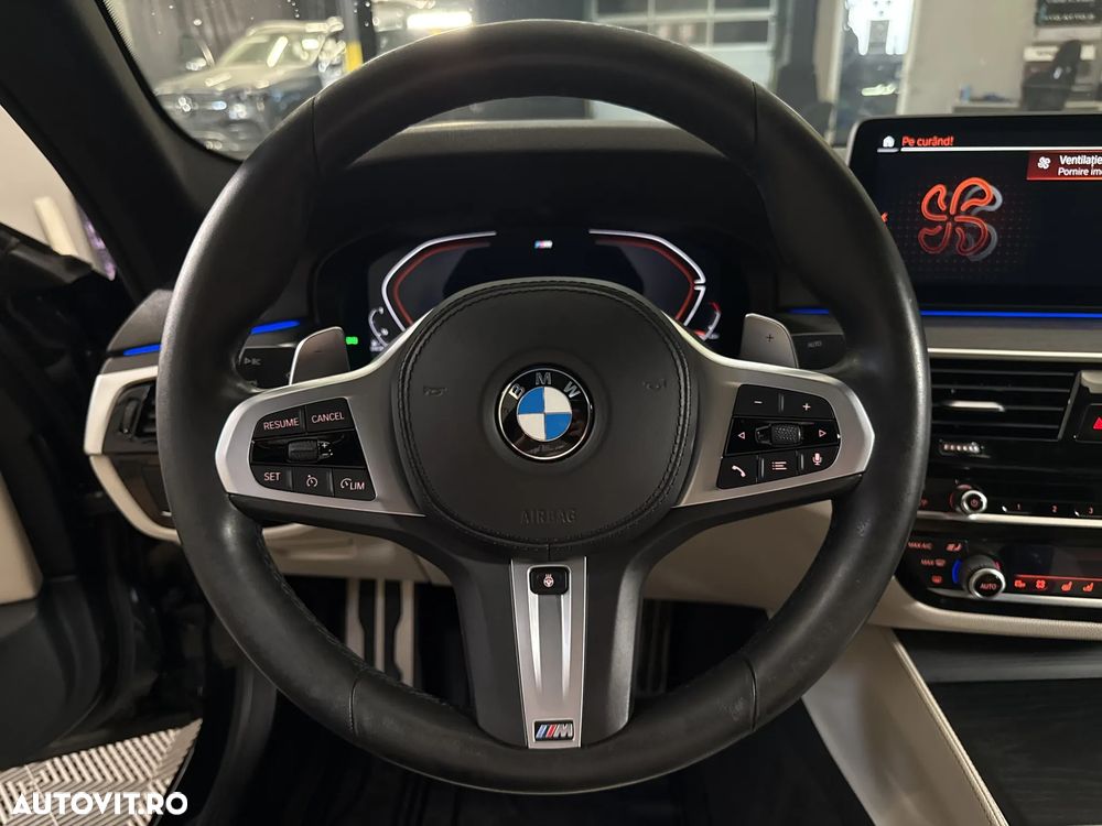 BMW Seria 5 530d xDrive Aut. - 17