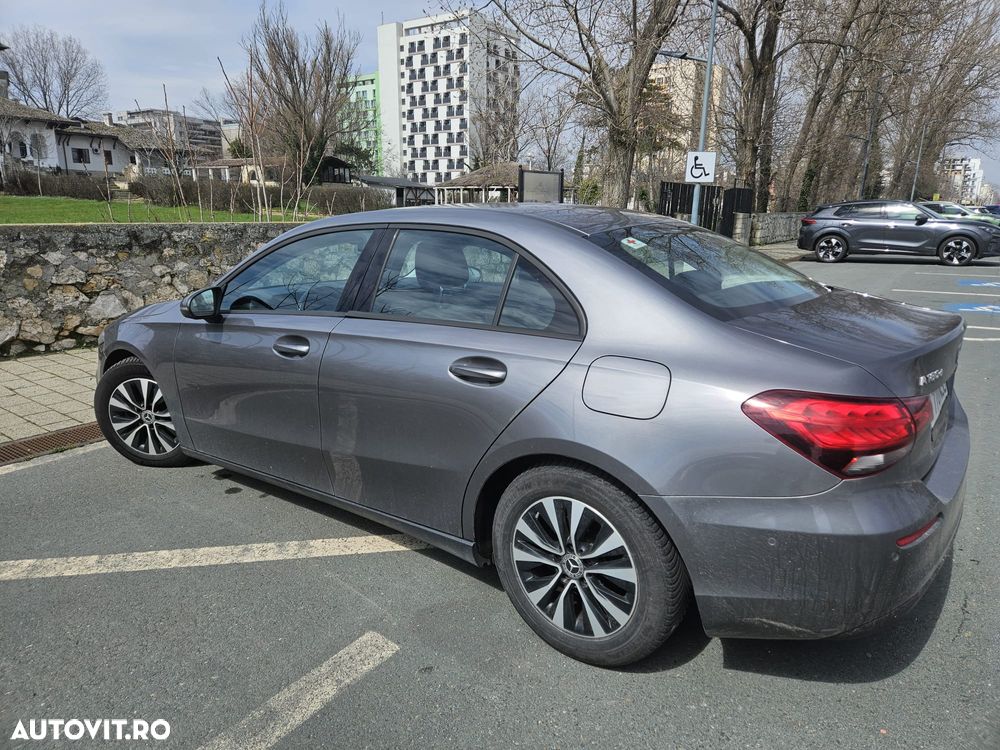 Mercedes-Benz A 180 - 11