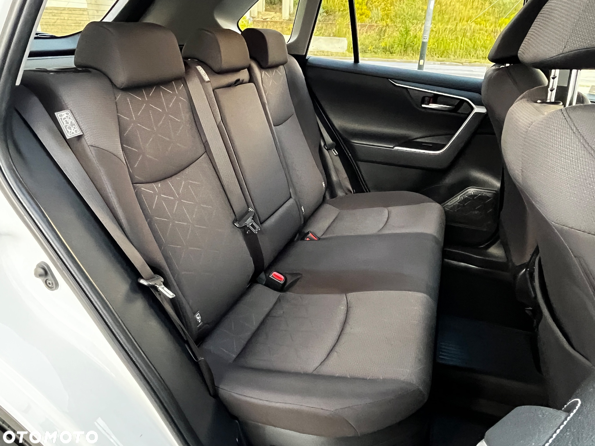 Toyota RAV4 2.5 Hybrid Comfort 4x2 - 17