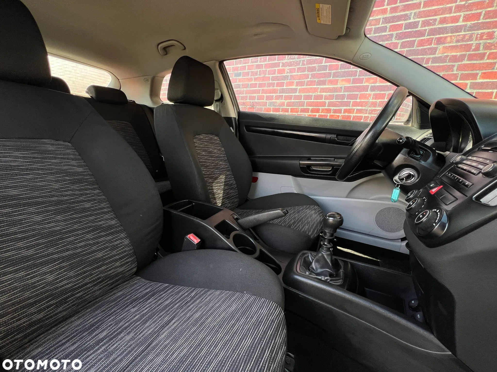 Kia Ceed - 15