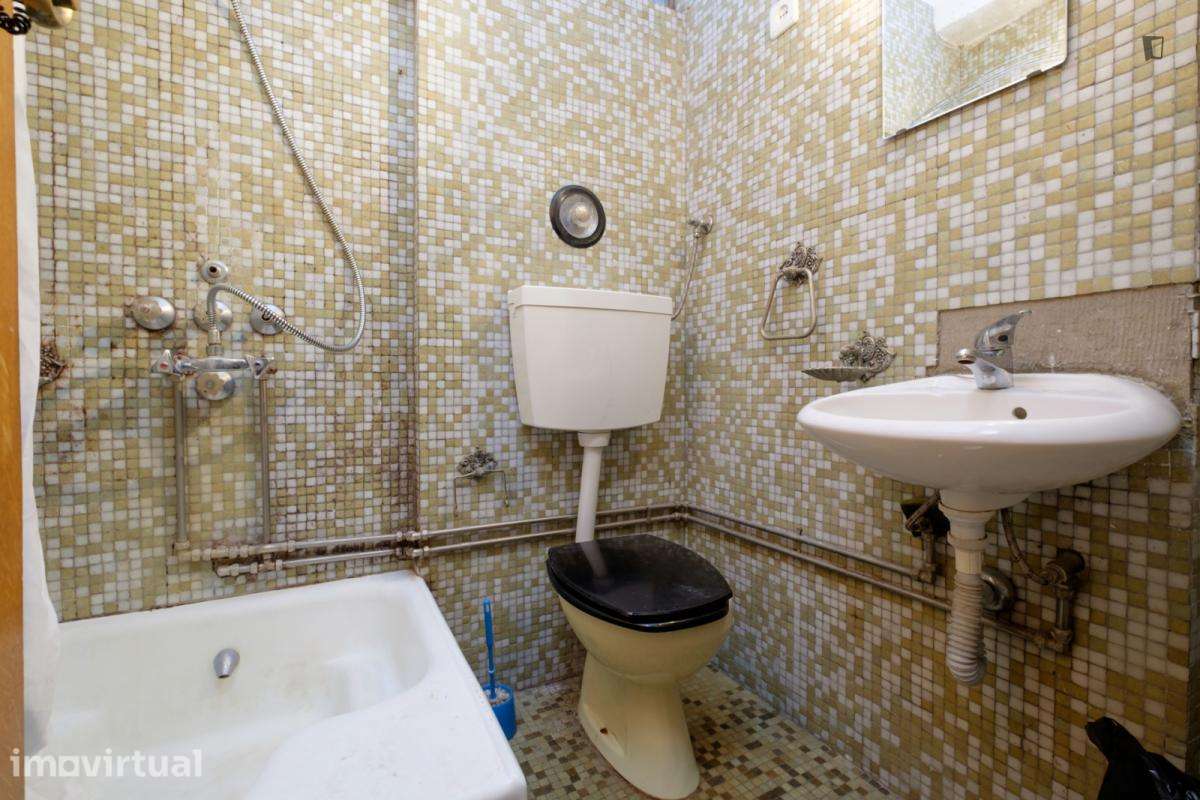 Quarto - localizado em Cidral Coimbra - Grande imagem: 3/22