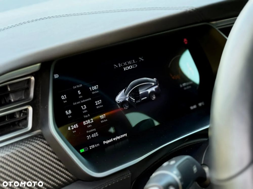 Tesla Model X Performance - 21