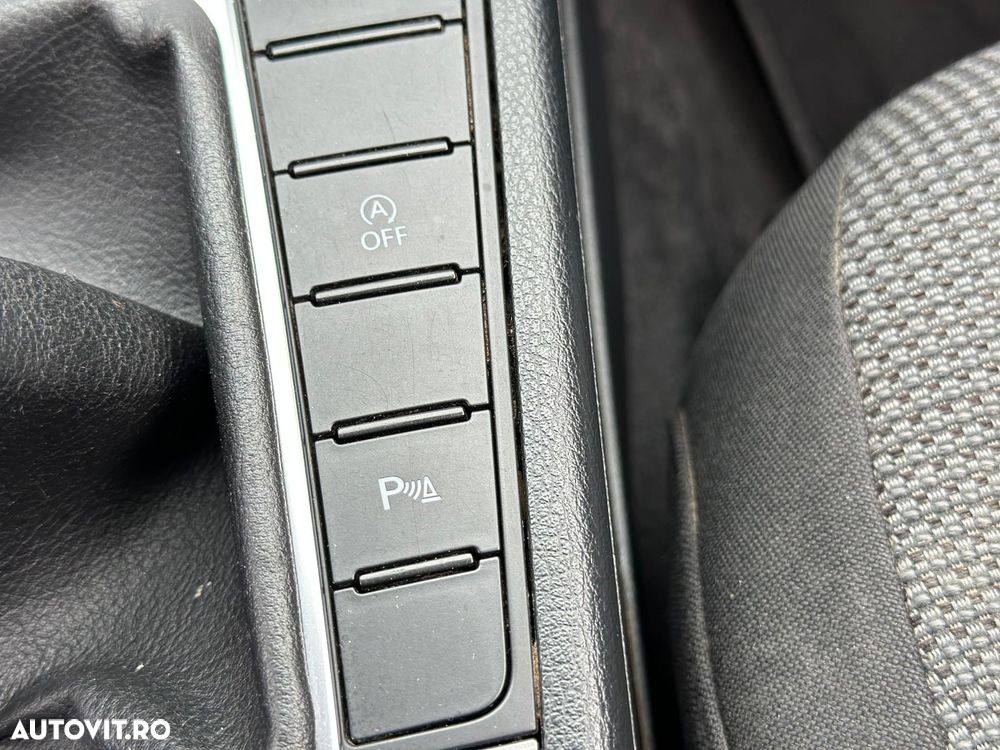 Volkswagen Passat 2.0 TDI Comfortline DPF - 21