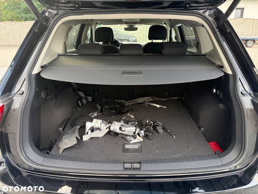 Volkswagen Tiguan Allspace 2.0 TDI SCR DSG Life - 10