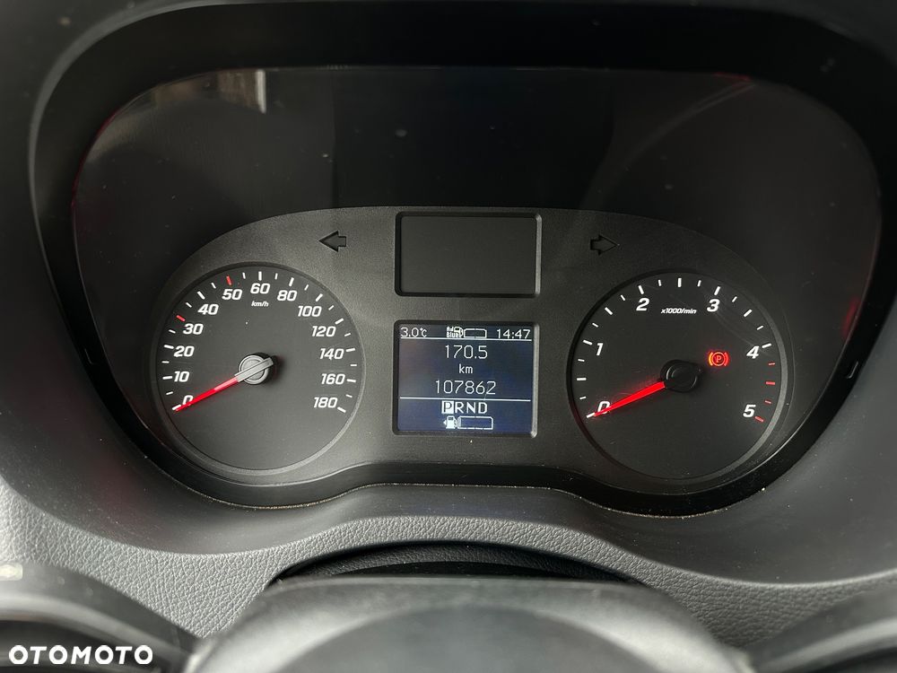 Mercedes-Benz Sprinter - 25