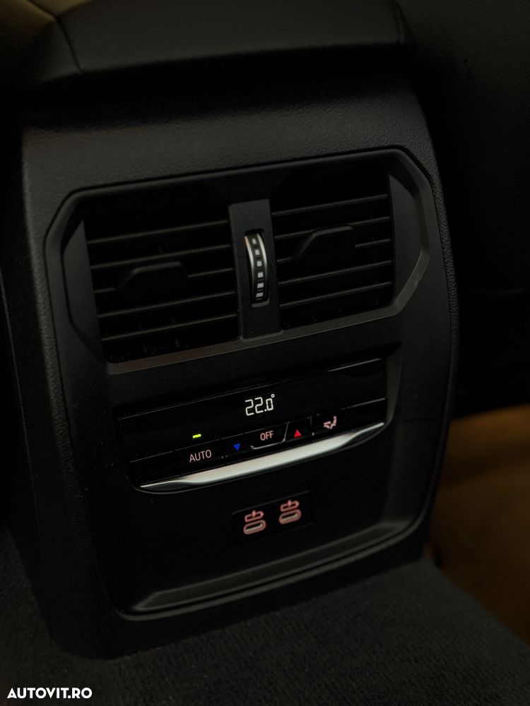 BMW Seria 3 318d Aut. Sport Line - 36