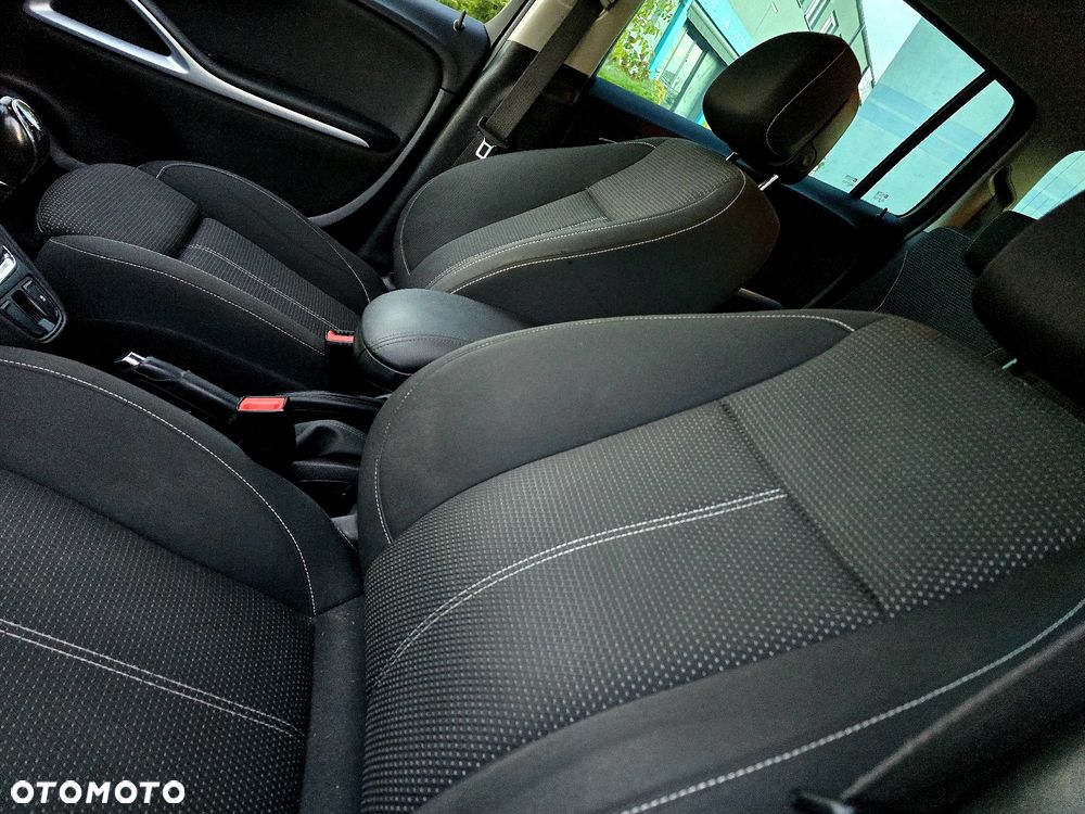 Opel Zafira - 8