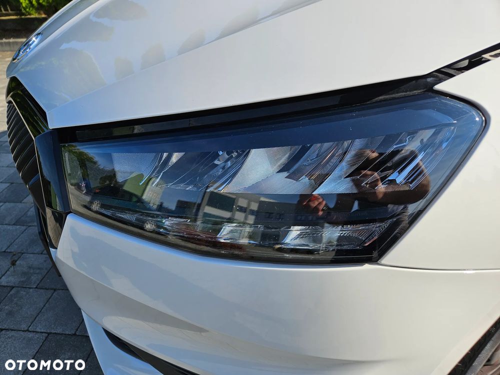 Skoda Fabia - 8