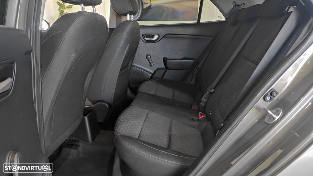 Kia Rio 1.2 CVVT Urban - 18