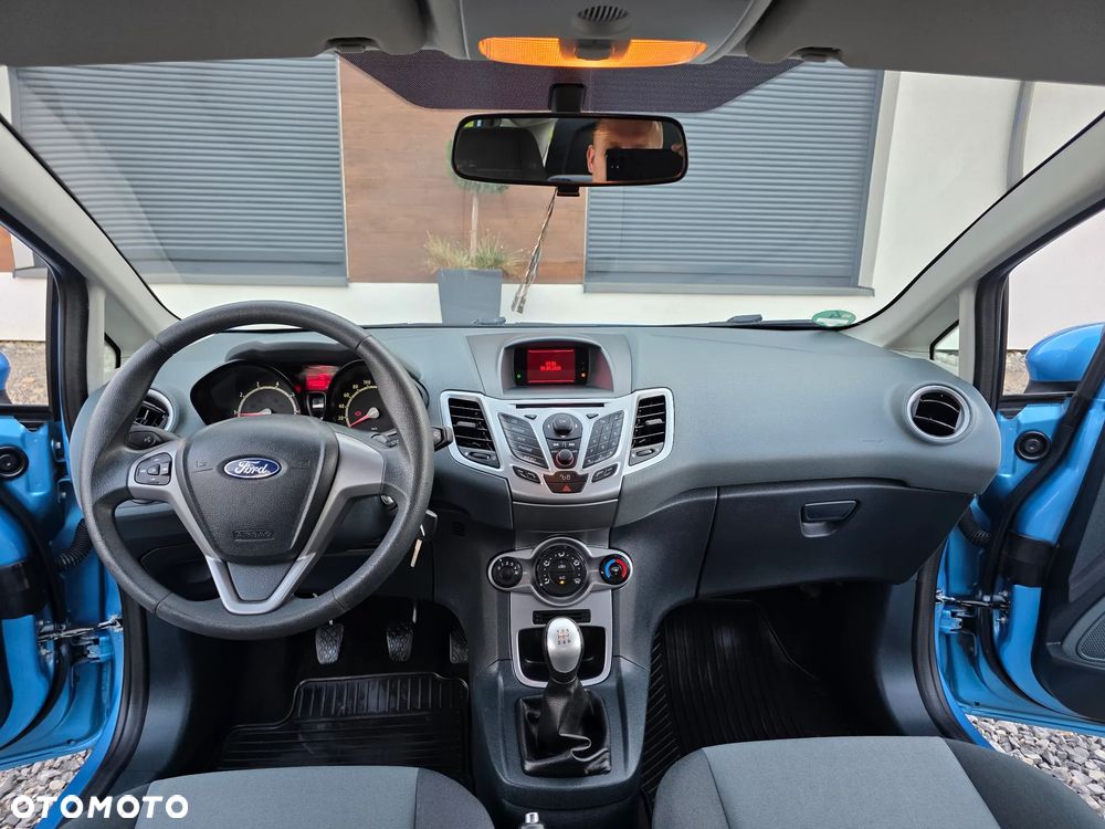 Ford Fiesta 1.25 Trend - 34