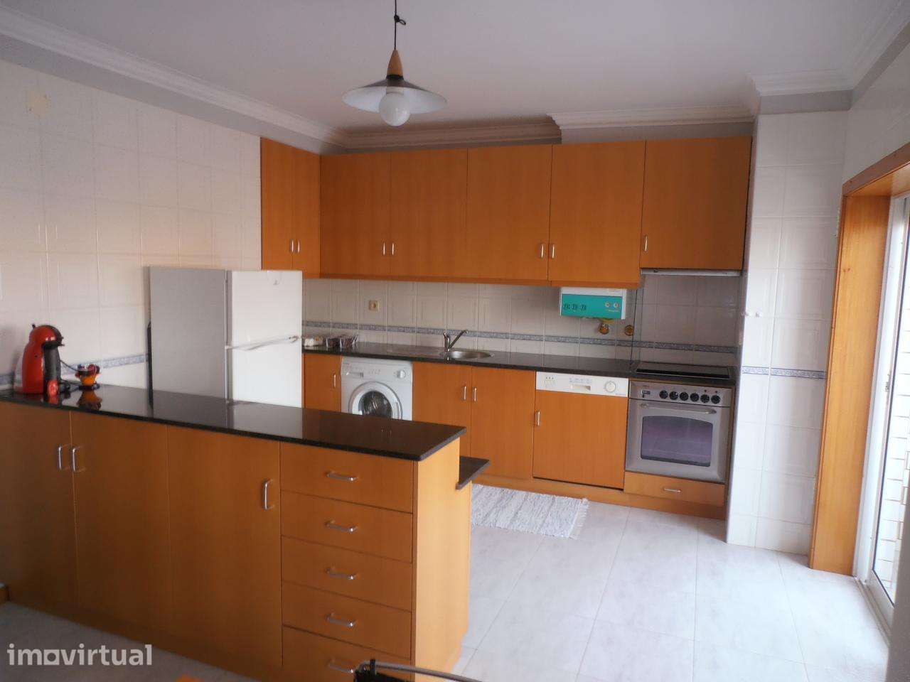 Apartamento T1+1 - Amorosa / Viana - Grande imagem: 5/14