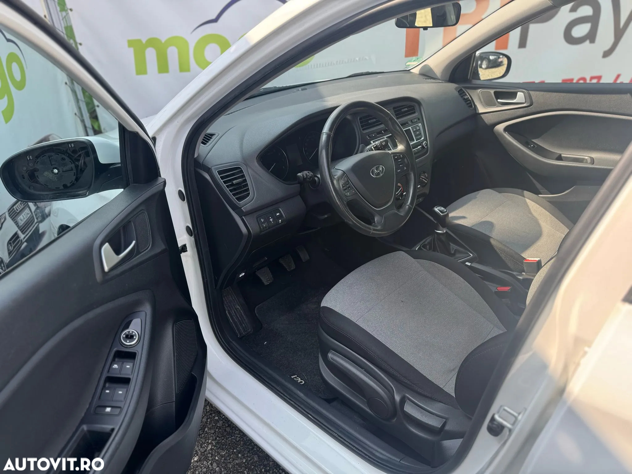 Hyundai i20 1.4 YES! Silver - 22