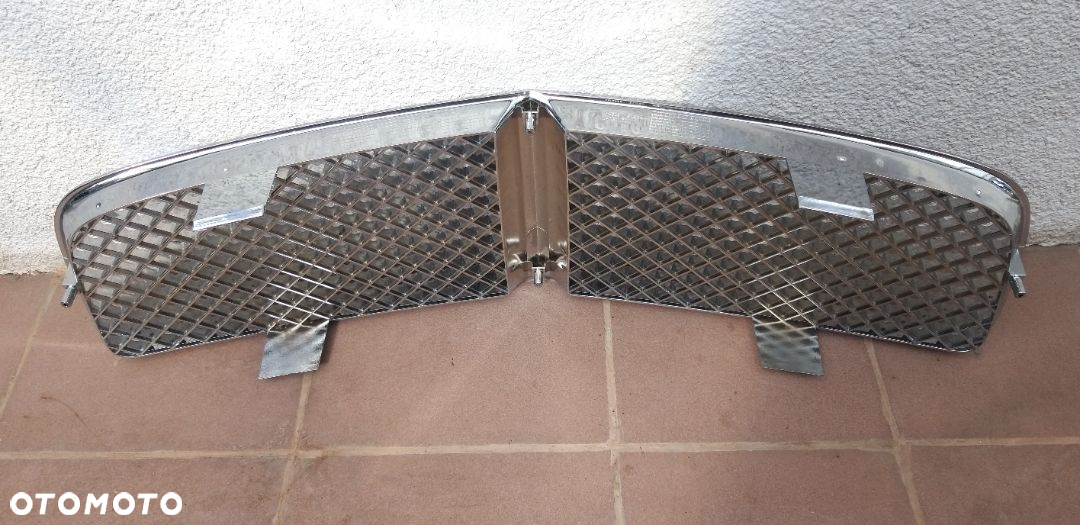 Dodge Charger Grill Atrapa 06 10 - 2