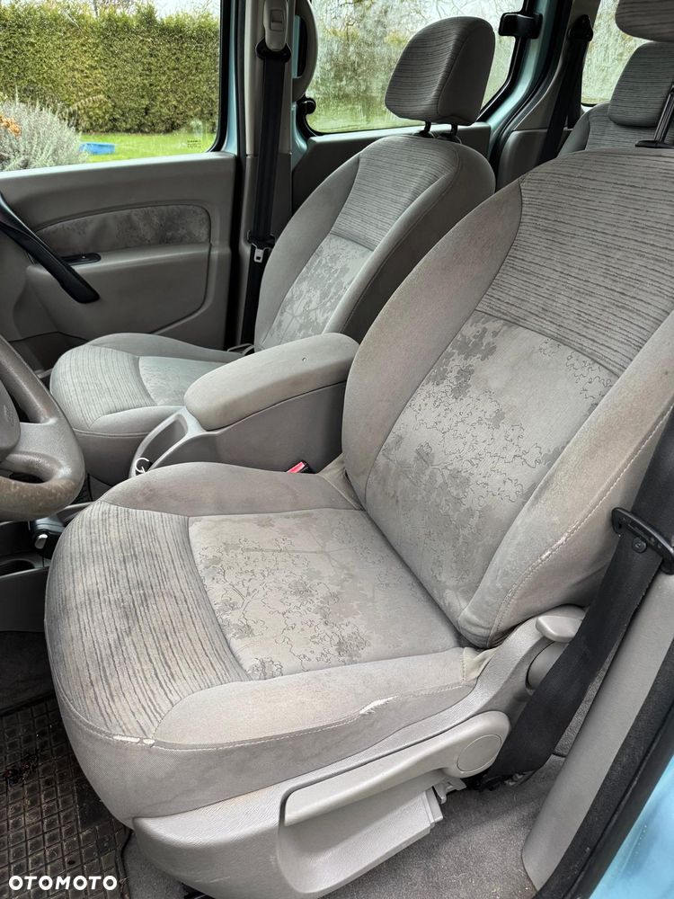 Renault Kangoo 1.5 dCi Privilege Plus - 12