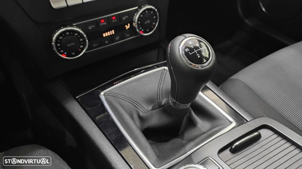 Mercedes-Benz C 220 CDi Avantgarde BlueEfficiency - 39