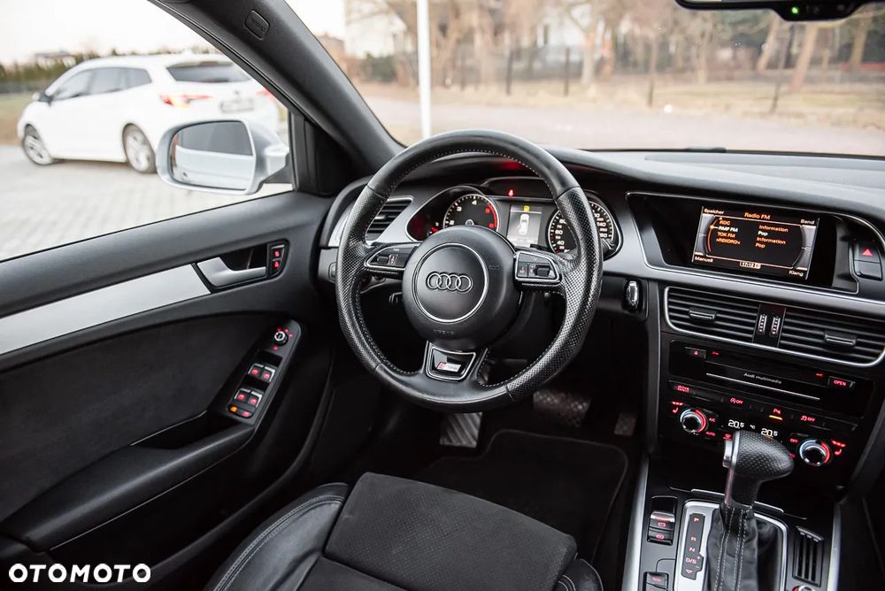 Audi A4 Avant 2.0 TDI DPF clean diesel quattro S tronic Attraction - 22