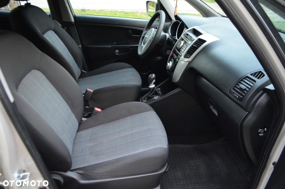 Kia Venga - 27