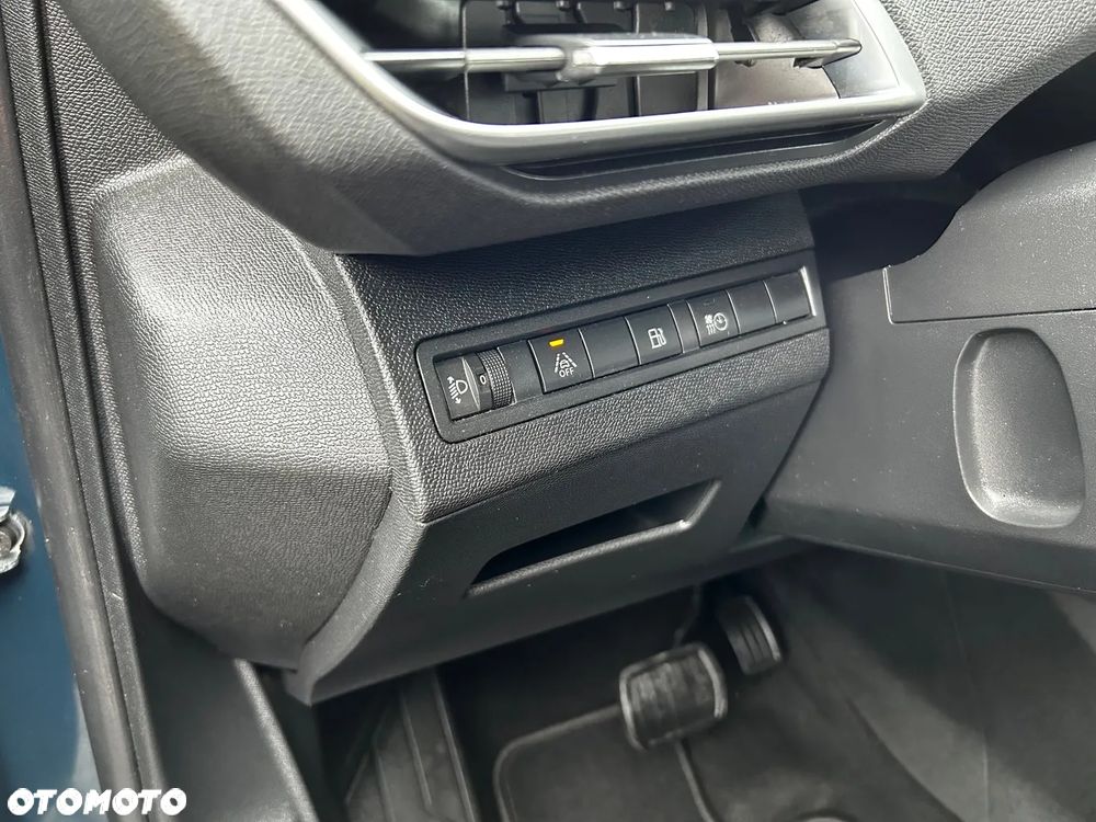 Peugeot 3008 225 e-EAT8 Allure - 34