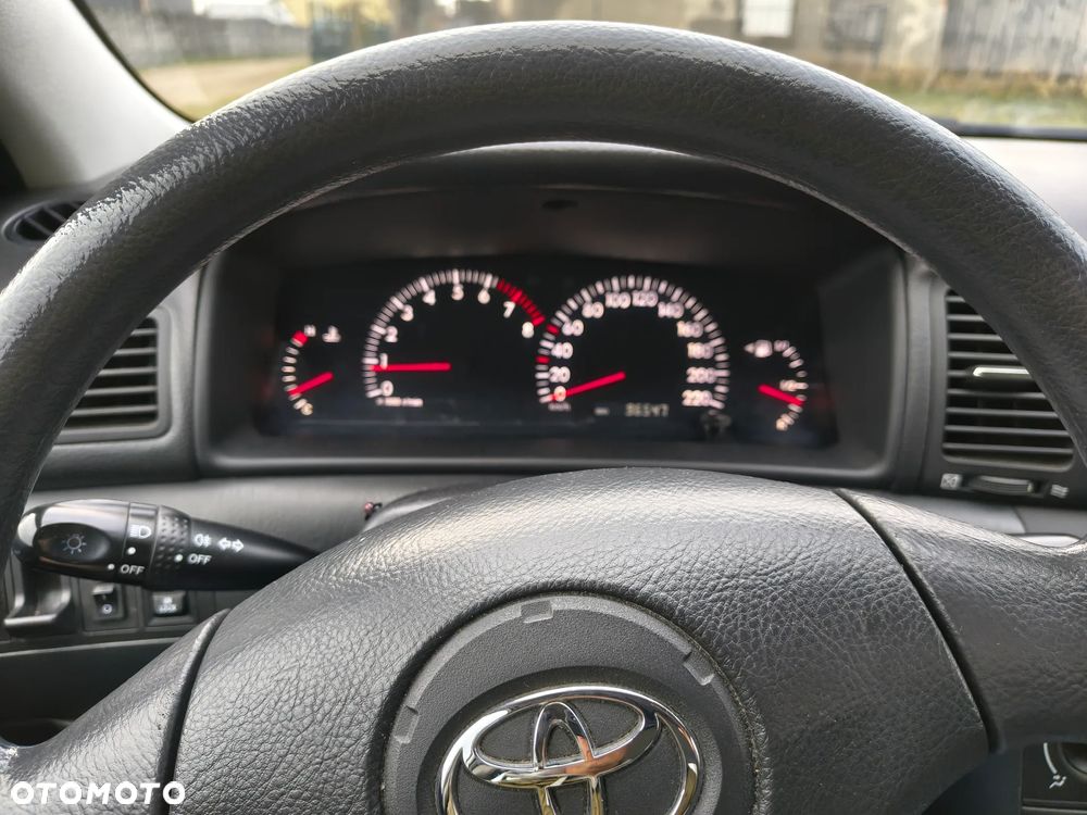 Toyota Corolla 1.4 VVT-i Terra - 9