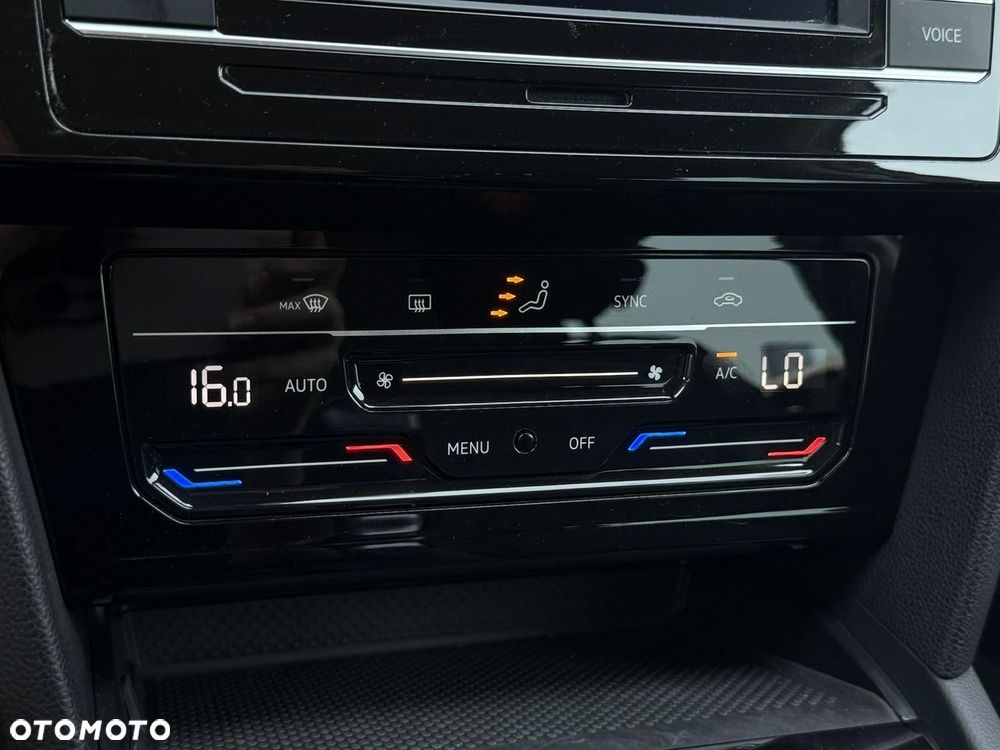 Volkswagen Passat 1.5 TSI EVO Business - 26