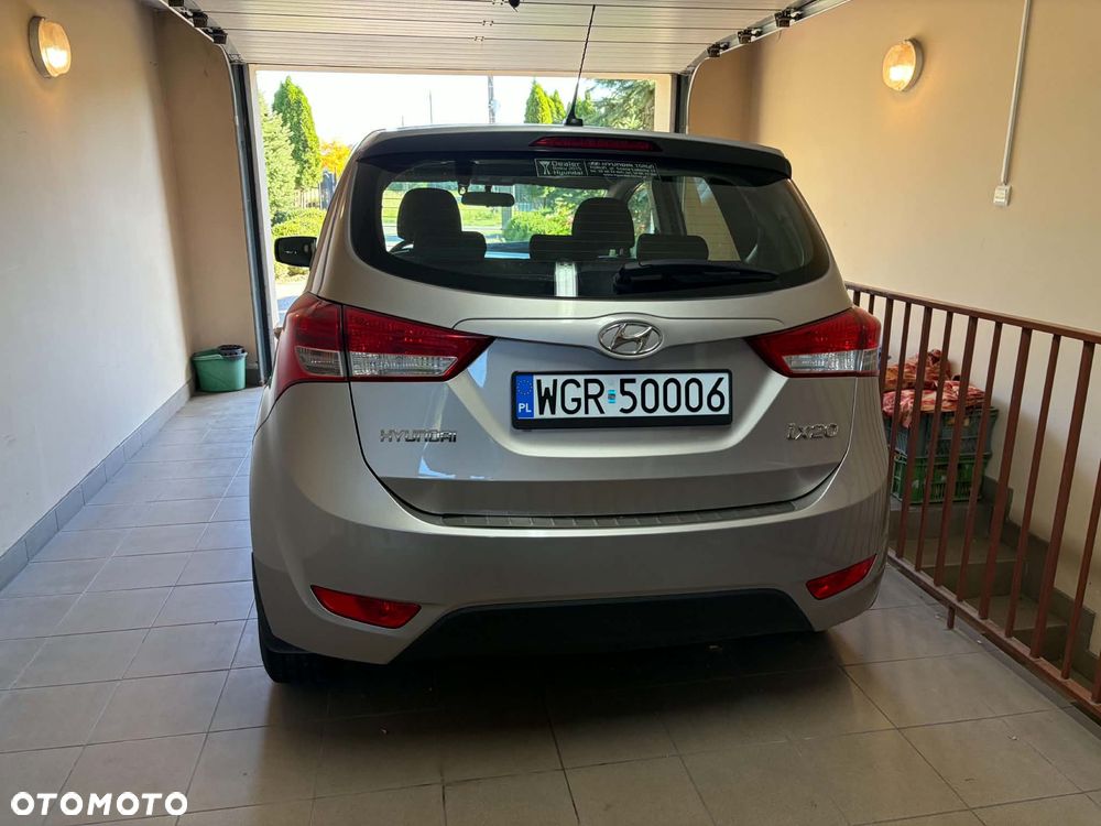 Hyundai ix20 - 16