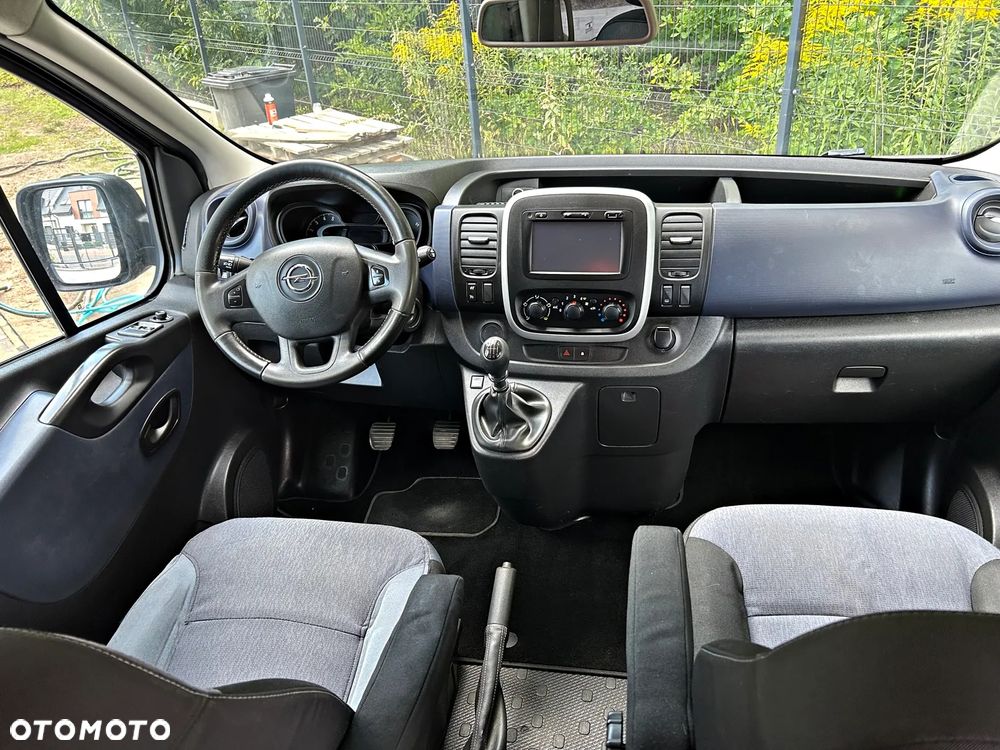 Opel Vivaro - 9