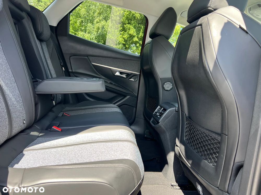 Peugeot 3008 THP 165 EAT6 Stop & Start Allure - 32