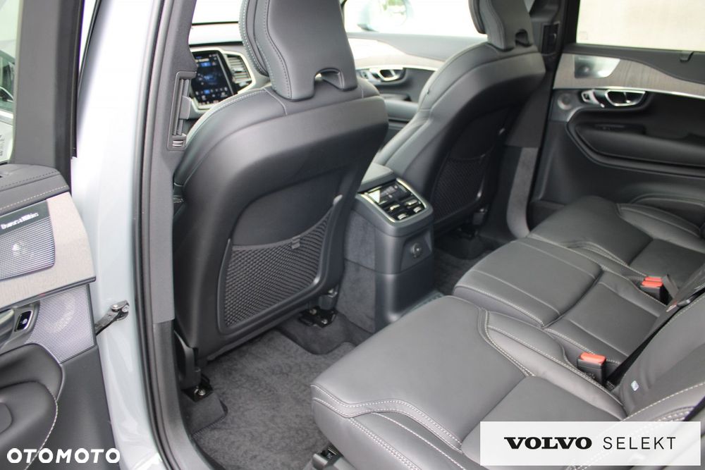 Volvo XC 90 - 12