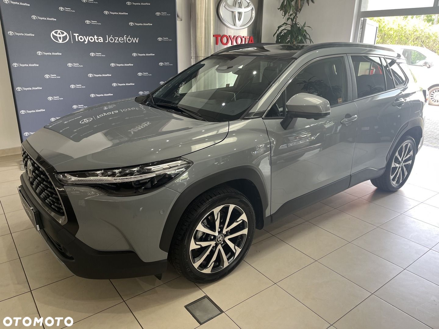 Toyota Corolla Cross - 1