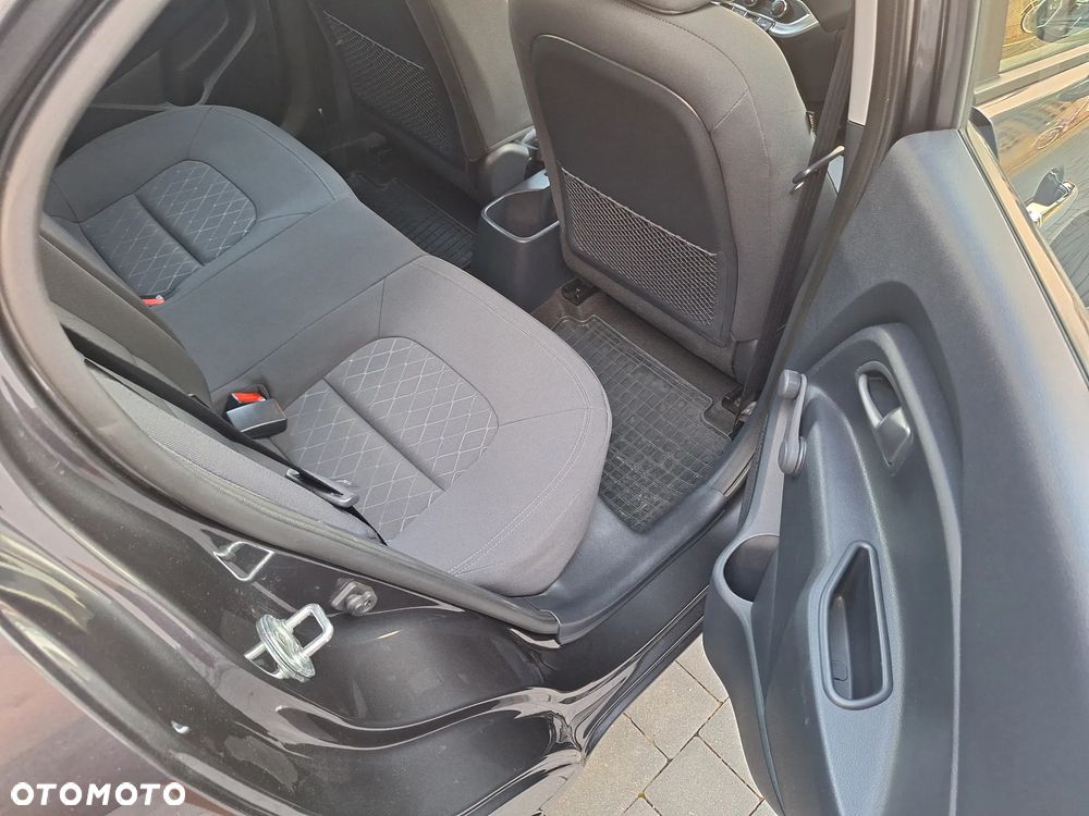 Kia Rio 1.2 L Business Line - 24